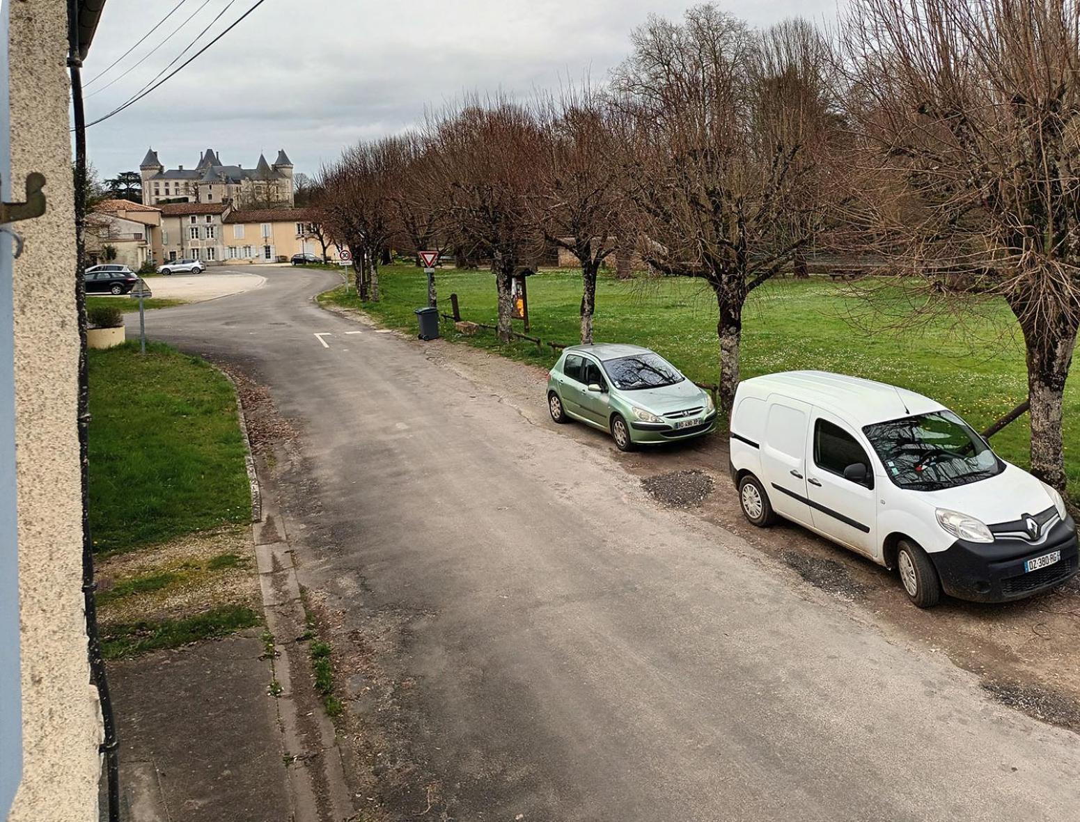 Au Bord De La Riviere Apartment Verteuil-sur-Charente Exterior photo